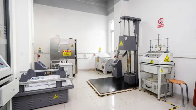 How Commercial Touch Screen Monitors Are Tested for Reliability Before Deployment